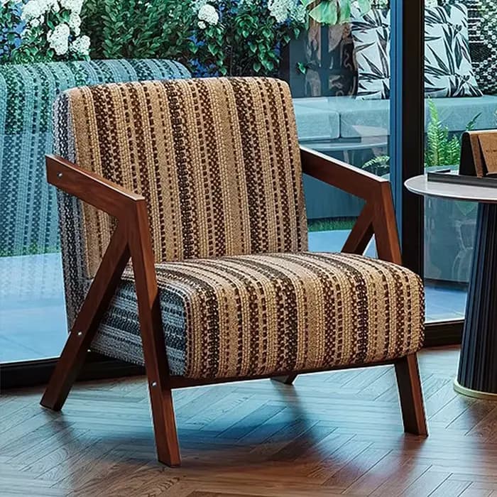 Fauteuil individuel de salon de style médiéval avec coussin en éponge haute densité