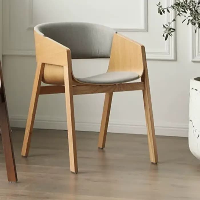 Chaise nordique de luxe en bois