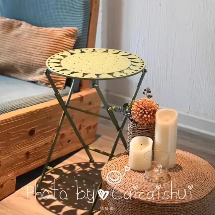 Table à thé évidée en fer pour balcon de cour