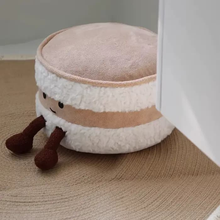 Pouf en forme de pain mignon