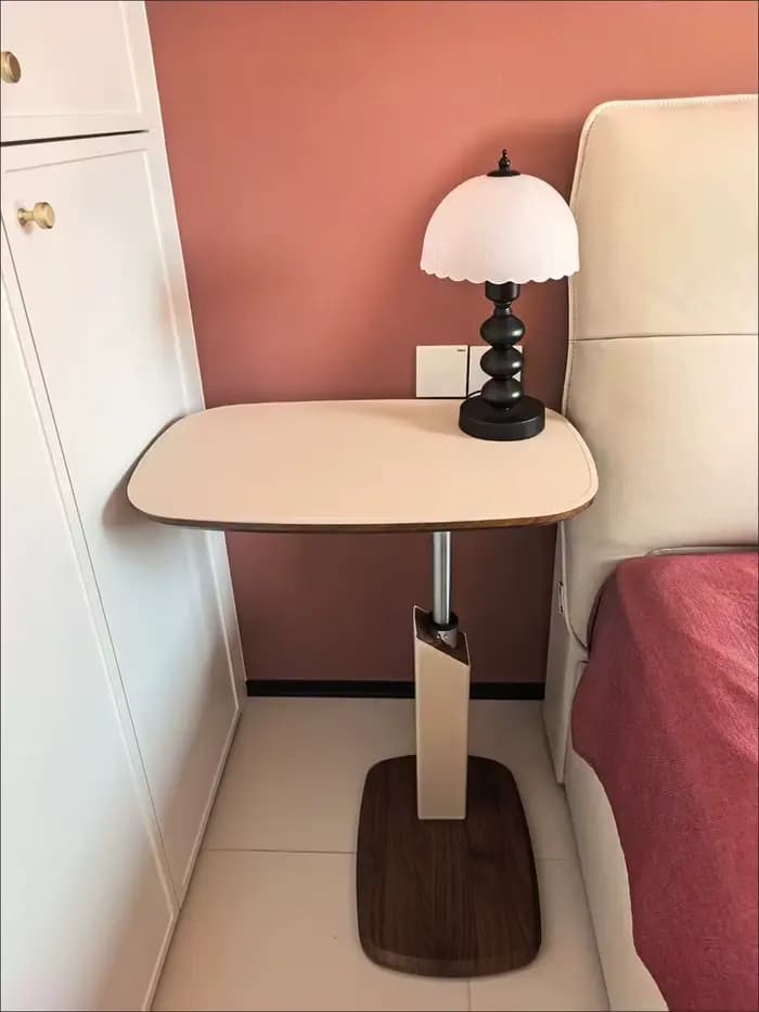Table de lit d'appoint réglable multifonctionnelle, bureau rotatif réglable en hauteur pour ordinateur portable, mobilier de bureau d'étude à domicile