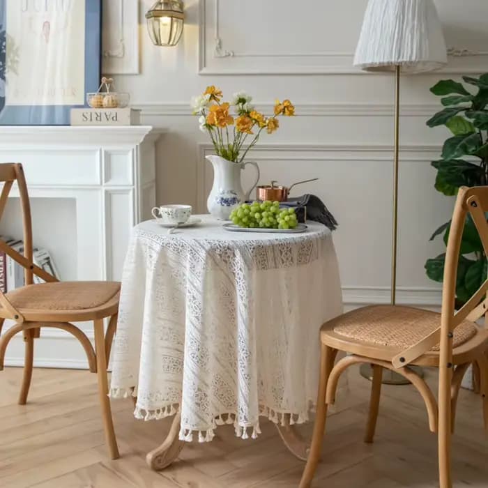Nappe de Table à pampilles au Crochet de jardin français