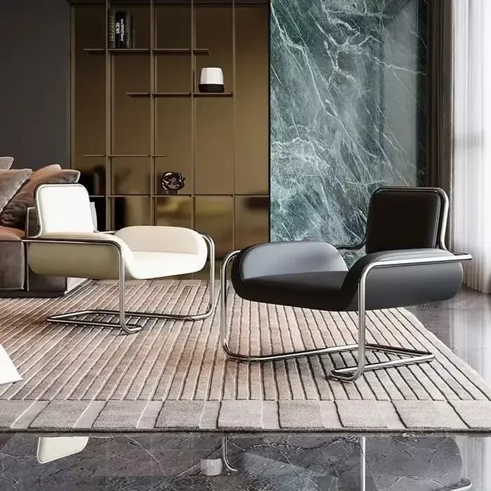 Chaise individuelle de forme spéciale