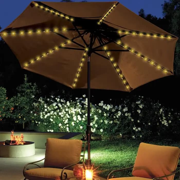 Lampe solaire pour parasol de jardin