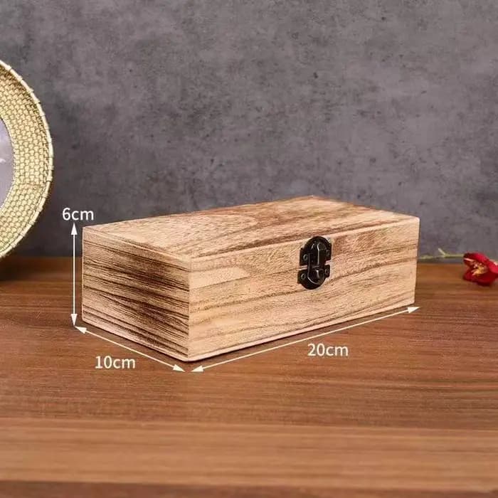 Boîte-cadeau en bois rectangulaire