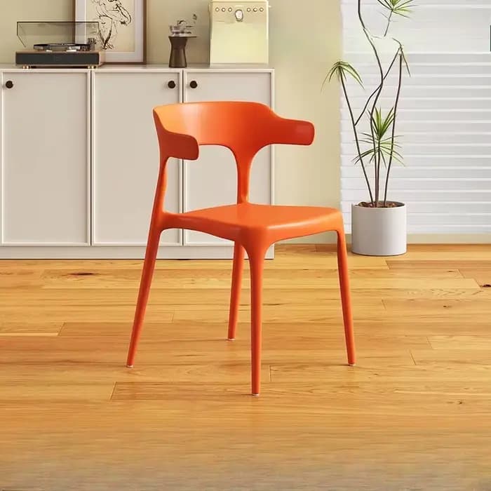 Chaises en plastique empilables pour cuisine et chambre