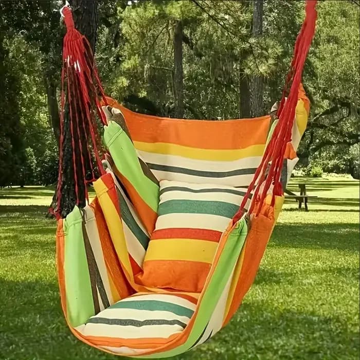 Fauteuil suspendu en forme de panier pour l'extérieur