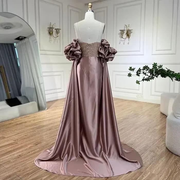 Robe de soirée mi-longue de luxe arabe, Rose poussiéreuse, avec Cape, robe de soirée de dubaï, Serene Hill, personnalisée, LA72543, 2025