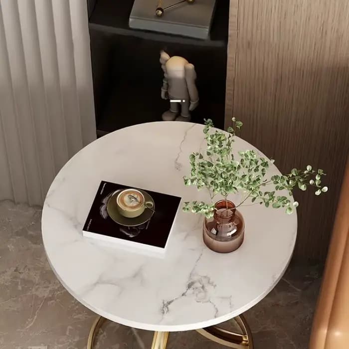Table d'appoint créative pour salon