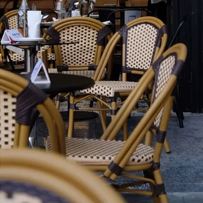 Chaise de salle à manger française pour café, restaurant vintage, siège en métal, chaise de jardin en PE imitation lierre pour cour, chaises rustiques pour balcon
