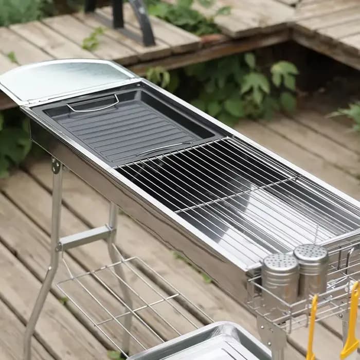 Grill à charbon de bois d'extérieur en acier inoxydable