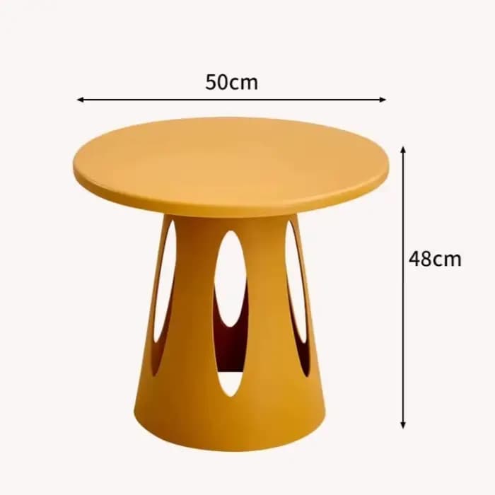 Tables basses rondes en plastique