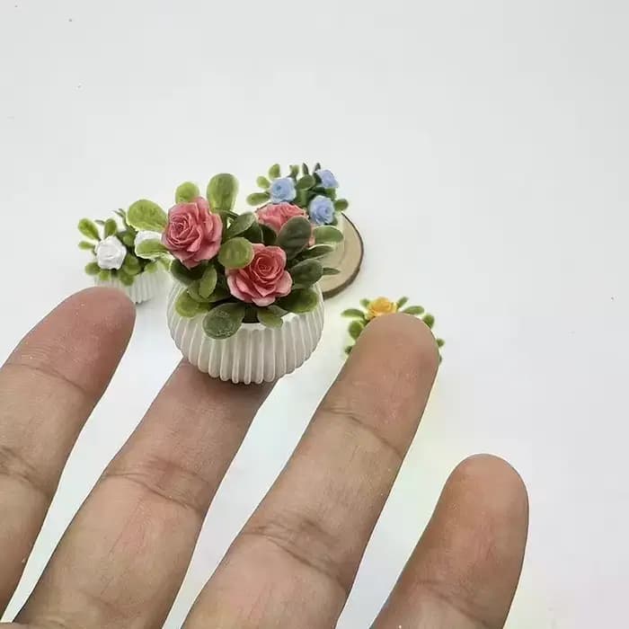 1 pièce Décoration de scène de salon pour maison de poupée, Modèle de plante miniature en pot (rose), Artisanat de paysage miniature