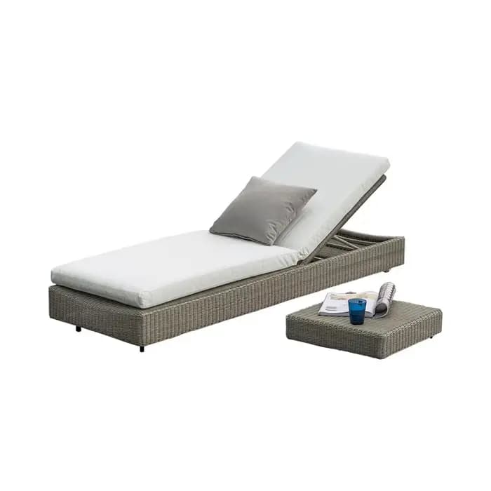 Chaise pliante réglable en rotin