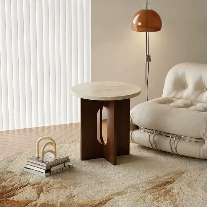 Petite table basse ronde en bois massif