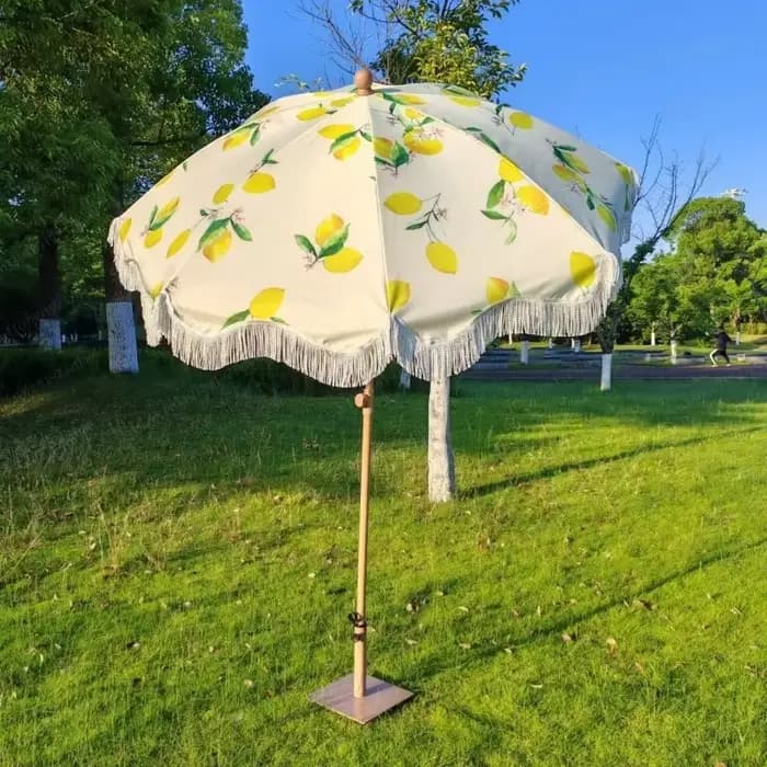 Parasol de marché avec pompon
