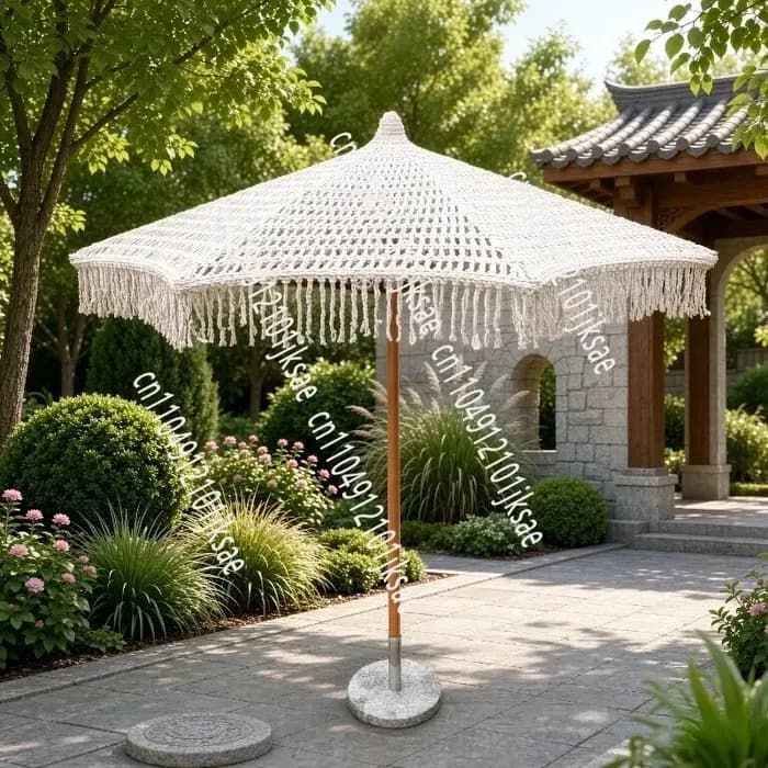 Parasol de luxe de style bohème, droit, à commande manuelle, en polyester, pour patio et plage, avec franges en macramé, design européen