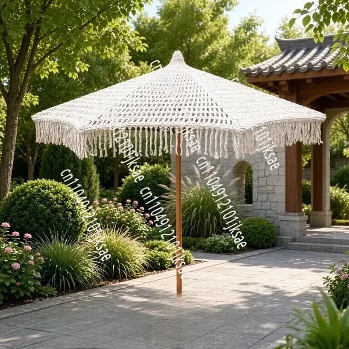 Parasol de luxe de style bohème, droit, à commande manuelle, en polyester, pour patio et plage, avec franges en macramé, design européen