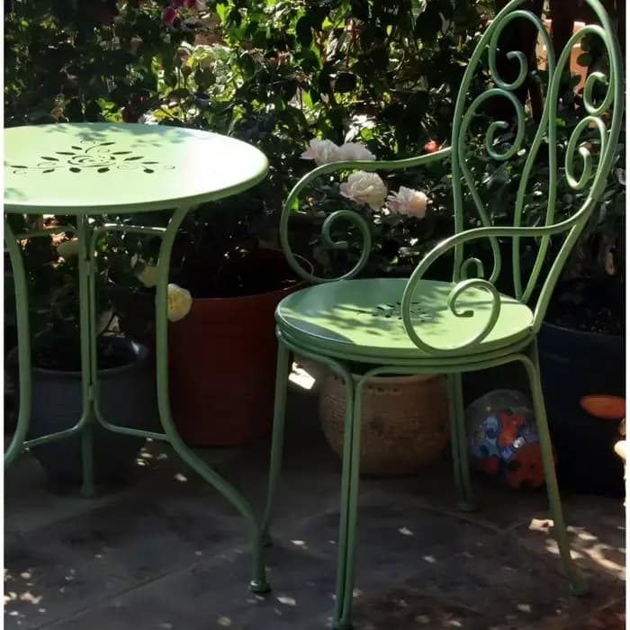Table de jardin évidée en fer de style américain
