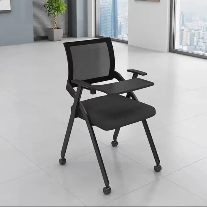 Chaise de formation pliante avec tableau de bureau