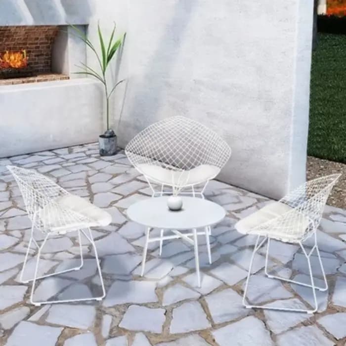 Tables et chaises de loisirs en plein air, jardin simple de cour, aménagement paysager de jardin municipal, boutique de thé au lait, entrée d'un café