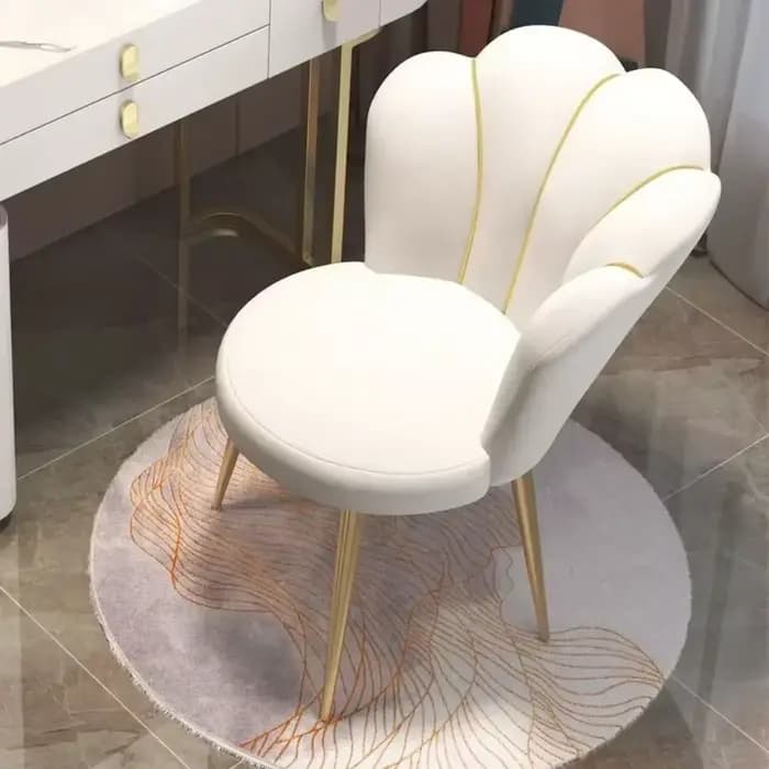 Fauteuil de Styliste Nordique avec Dossier