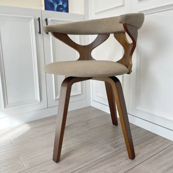 Gardenia-Chaise de salle à manger moderne du milieu du siècle