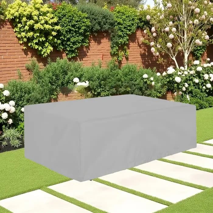 Housses de protection variées pour meubles de jardin
